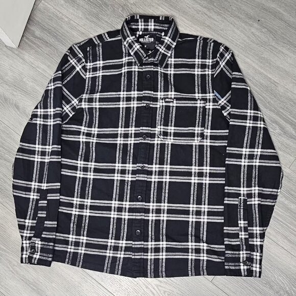 Hollister Men’s Flannel Shirt Medium Black White Plaid Button Front Long Sleeve - Picture 3 of 9